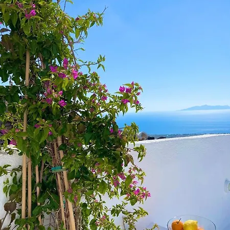 Kastelli88 Santorini Vila *